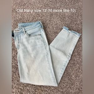 👖 cropped distressed jeans